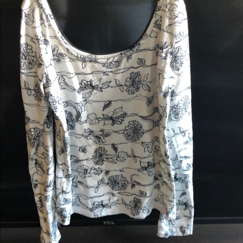 Black and white floral long sleeve